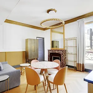Pick A Flat's In Champs Elysees - Rue Du Colisee Appartement