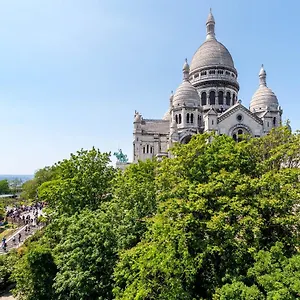 In Front Of The Sacre Coeur - 2 Bedrooms With Elevator Appartement